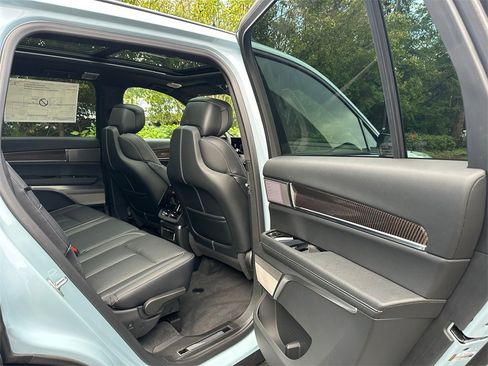 New 2026 Cadillac Vistiq Sport image 13