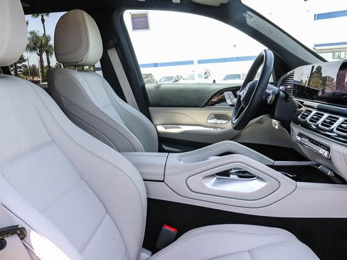 Used 2024 Mercedes-Benz GLE 350 4MATIC image 28