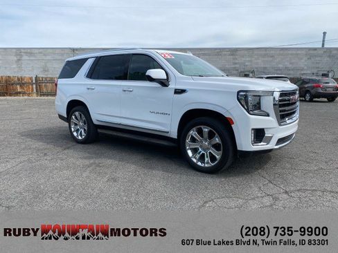 Used 2023 GMC Yukon SLT AWD/4WD image 1