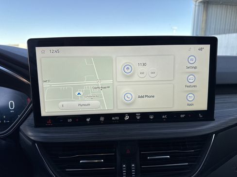 Used 2024 Ford Escape Platinum w/ Premium Technology Package image 35