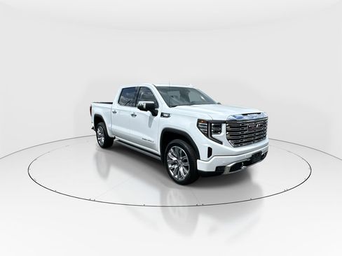 Used 2024 GMC Sierra 1500 Denali w/ Denali Reserve Package image 2