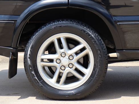 Used 2004 Land Rover Discovery SE image 51