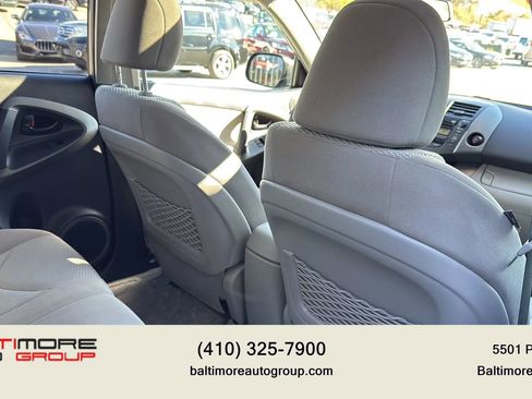 Used 2011 Toyota RAV4 4WD image 23