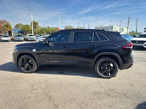 New 2026 Volkswagen Atlas Cross Sport SEL R-Line image 8