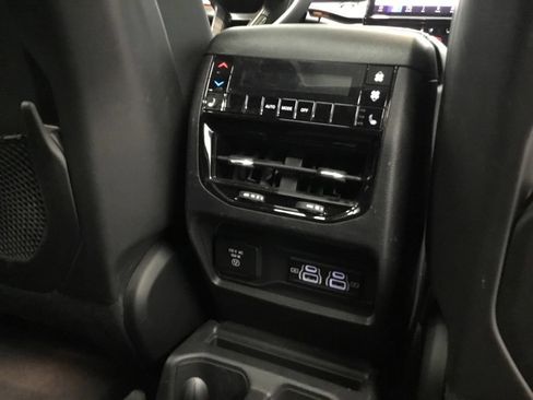 Used 2023 Jeep Grand Cherokee L Overland AWD/4WD image 23