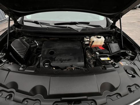 Used 2020 Chevrolet Traverse LT w/ Driver Confidence II Package image 44