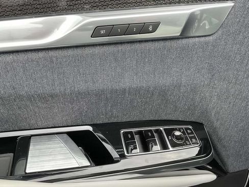 Used 2026 Cadillac Escalade V w/ LPO, ONYX Package AWD/4WD image 18