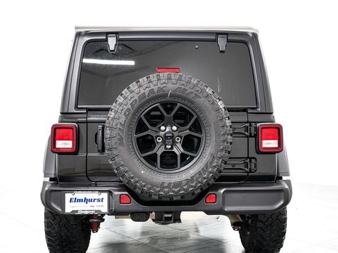 Used 2025 Jeep Wrangler Unlimited Sport AWD/4WD image 6