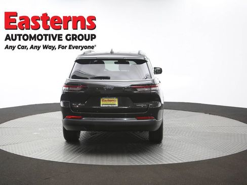 Used 2023 Jeep Grand Cherokee L Limited AWD/4WD image 42