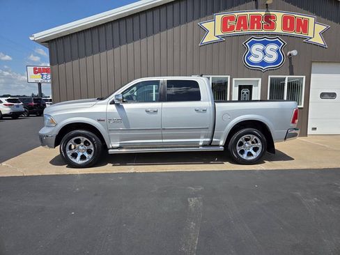 Used 2017 RAM 1500 Laramie w/ Convenience Group AWD/4WD image 47