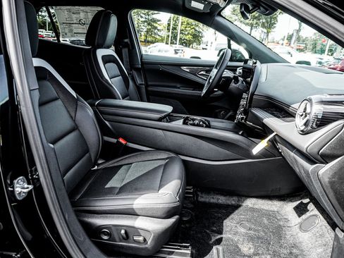 New 2026 Chevrolet Blazer EV LT image 17