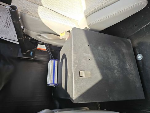 Used 2019 Chevrolet Express 2500 w/ Driver Convenience Package image 34