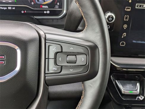 Used 2024 GMC Sierra 2500 AT4 w/ AT4 Preferred Package image 19