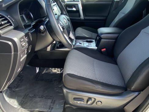 Certified 2019 Toyota 4Runner SR5 image 28