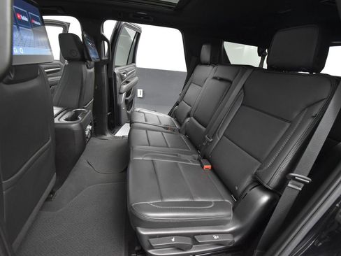 Used 2022 GMC Yukon Denali w/ Denali Ultimate Package image 41