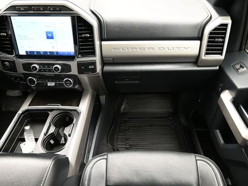 Used 2022 Ford F250 Lariat w/ Tremor Off-Road Package image 38