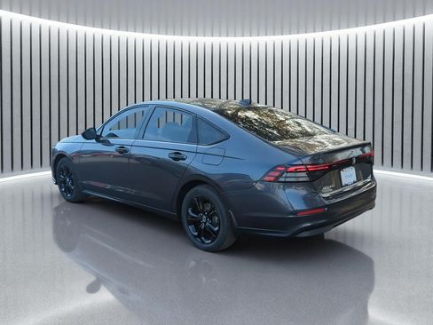 Used 2025 Honda Accord SE image 6