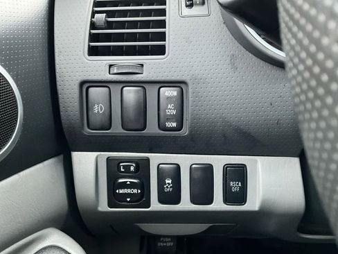 Used 2015 Toyota Tacoma 4x4 Double Cab w/ TRD Sport Package image 21