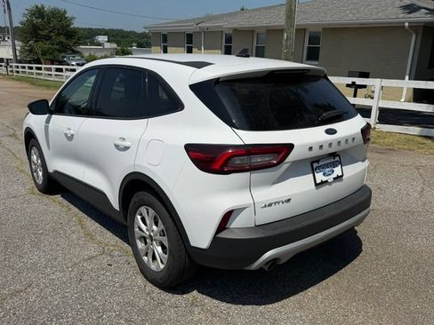 Certified 2025 Ford Escape Active FWD image 7