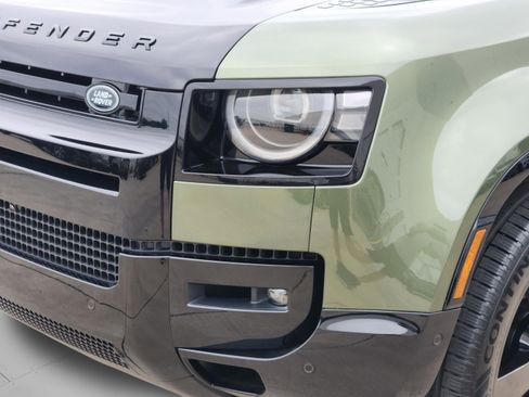 New 2026 Land Rover Defender 110 X AWD/4WD image 9