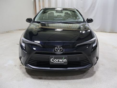 New 2026 Toyota Corolla LE FWD image 2