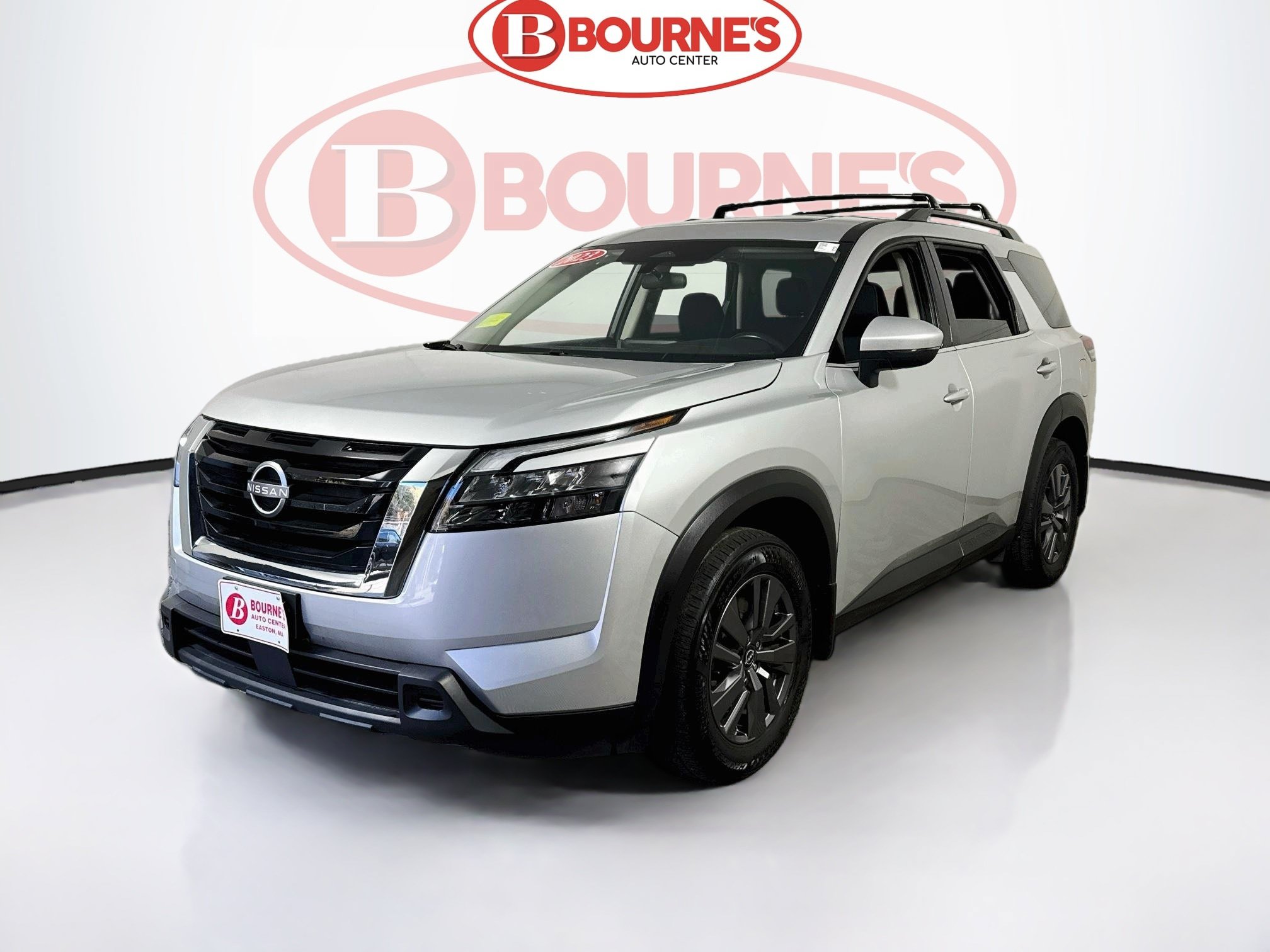 Used 2023 Nissan Pathfinder SV w/ SV Premium Package AWD/4WD image 7