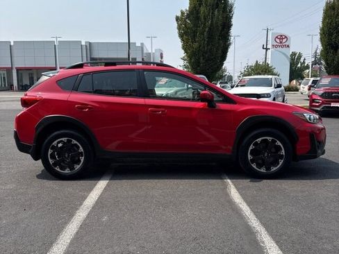 Used 2021 Subaru Crosstrek 2.0i Premium AWD/4WD image 4