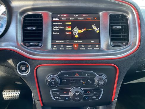 Used 2018 Dodge Charger R/T image 15