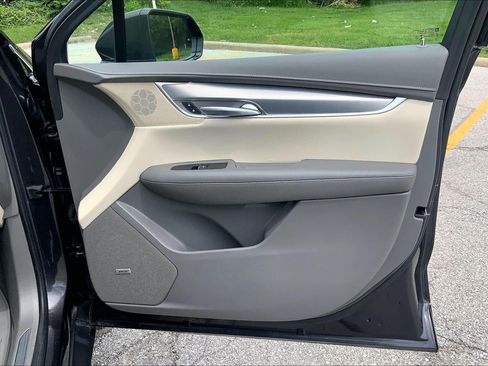 Used 2019 Cadillac XT5 Premium Luxury AWD/4WD image 26