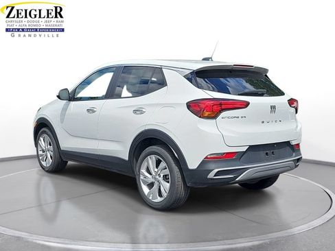 Used 2024 Buick Encore GX Preferred FWD image 7