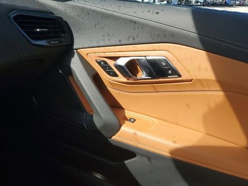 Used 2022 BMW Z4 sDrive30i w/ Premium Package image 25