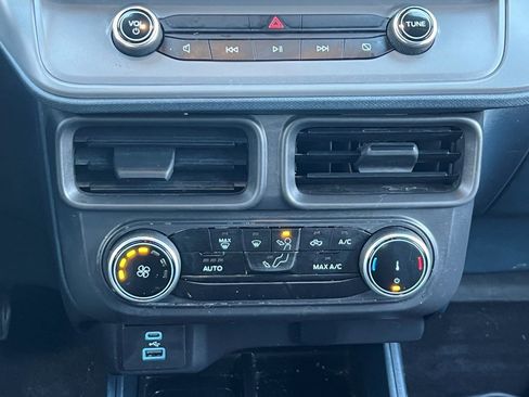 Used 2023 Ford Maverick XLT w/ Black Appearance Package image 19