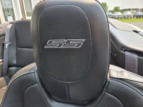 Used 2011 Chevrolet Camaro SS w/ RS Package RWD image 22