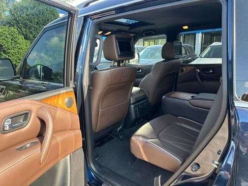 Used 2016 INFINITI QX80 Limited w/ All Season Package AWD/4WD image 13