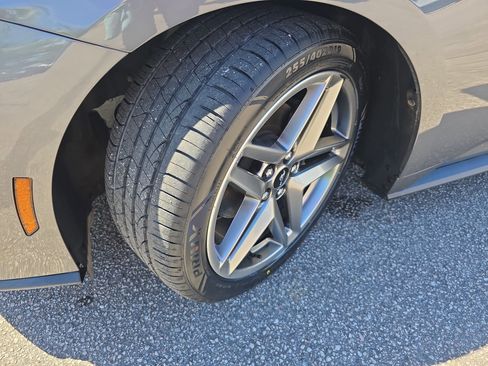 Used 2024 Ford Mustang Coupe RWD image 33