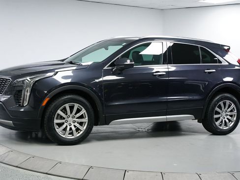 Used 2023 Cadillac XT4 Premium Luxury image 5