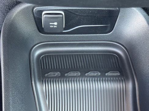 New 2026 Chrysler Pacifica Select image 22