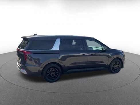 Used 2026 Kia Carnival FWD image 14