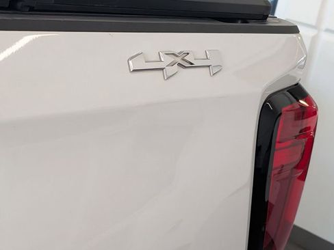 Used 2022 GMC Sierra 1500 Elevation image 10