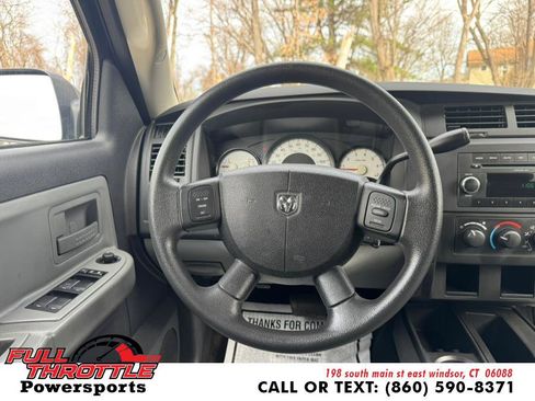 Used 2011 Dodge Dakota Big Horn image 24