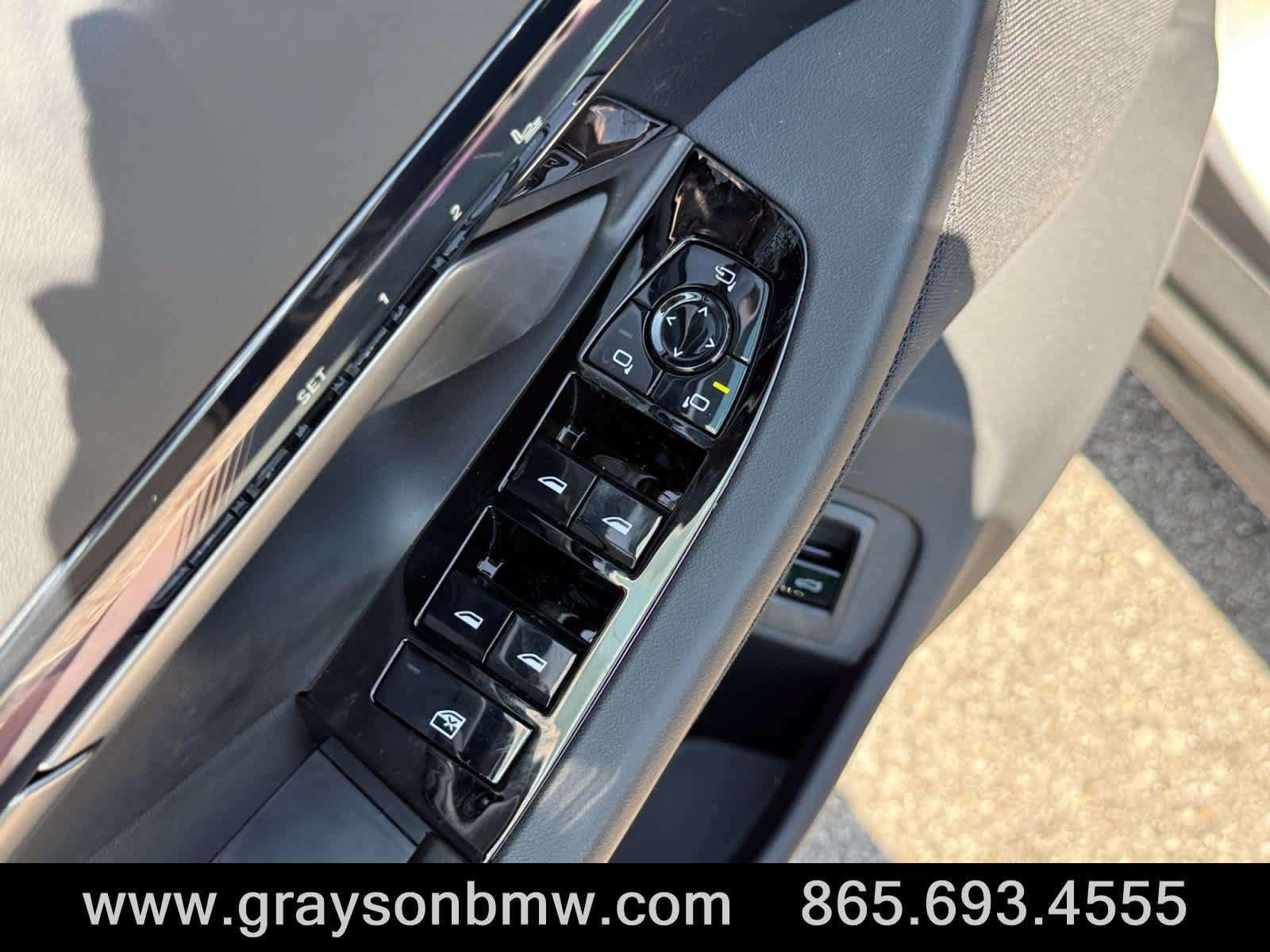 Used 2026 BMW 540i xDrive w/ Premium Package AWD/4WD image 16
