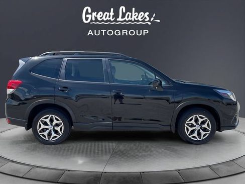 Used 2023 Subaru Forester Premium AWD/4WD image 6
