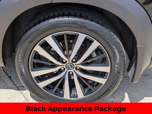 Certified 2024 Nissan Pathfinder Platinum AWD/4WD image 13