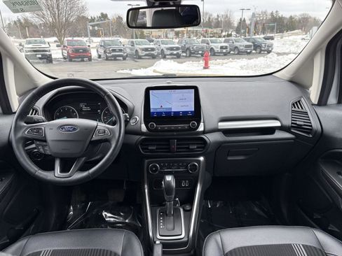 Used 2020 Ford EcoSport SES w/ SES Black Appearance Package image 8