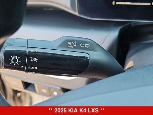 Used 2025 Kia K4 FWD image 23