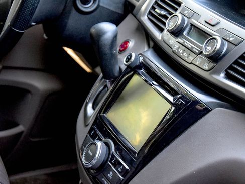 Used 2015 Honda Odyssey EX-L image 9