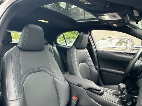 Used 2020 Lexus UX 250h w/ Premium Package AWD/4WD image 26