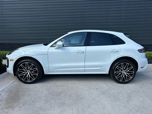 Used 2026 Porsche Macan AWD/4WD image 2