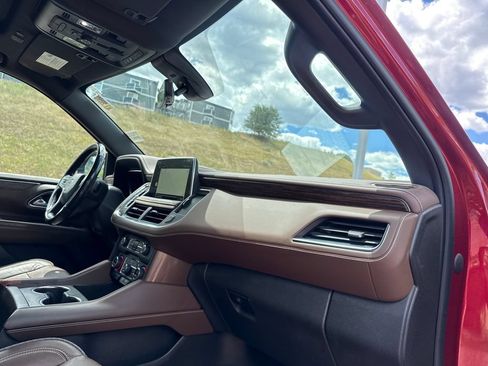 Used 2022 Chevrolet Tahoe High Country AWD/4WD image 31