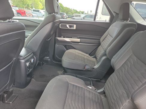 Used 2020 Ford Explorer XLT RWD image 19